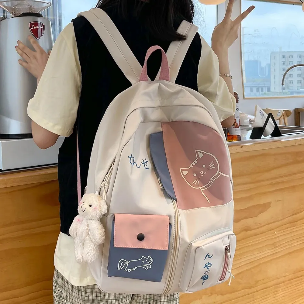 일본 여성 배낭 카와이 패치 워크 여성 대용량 방수 나일론 어깨 학교 가방 프레피 모칠라 볼사 240304