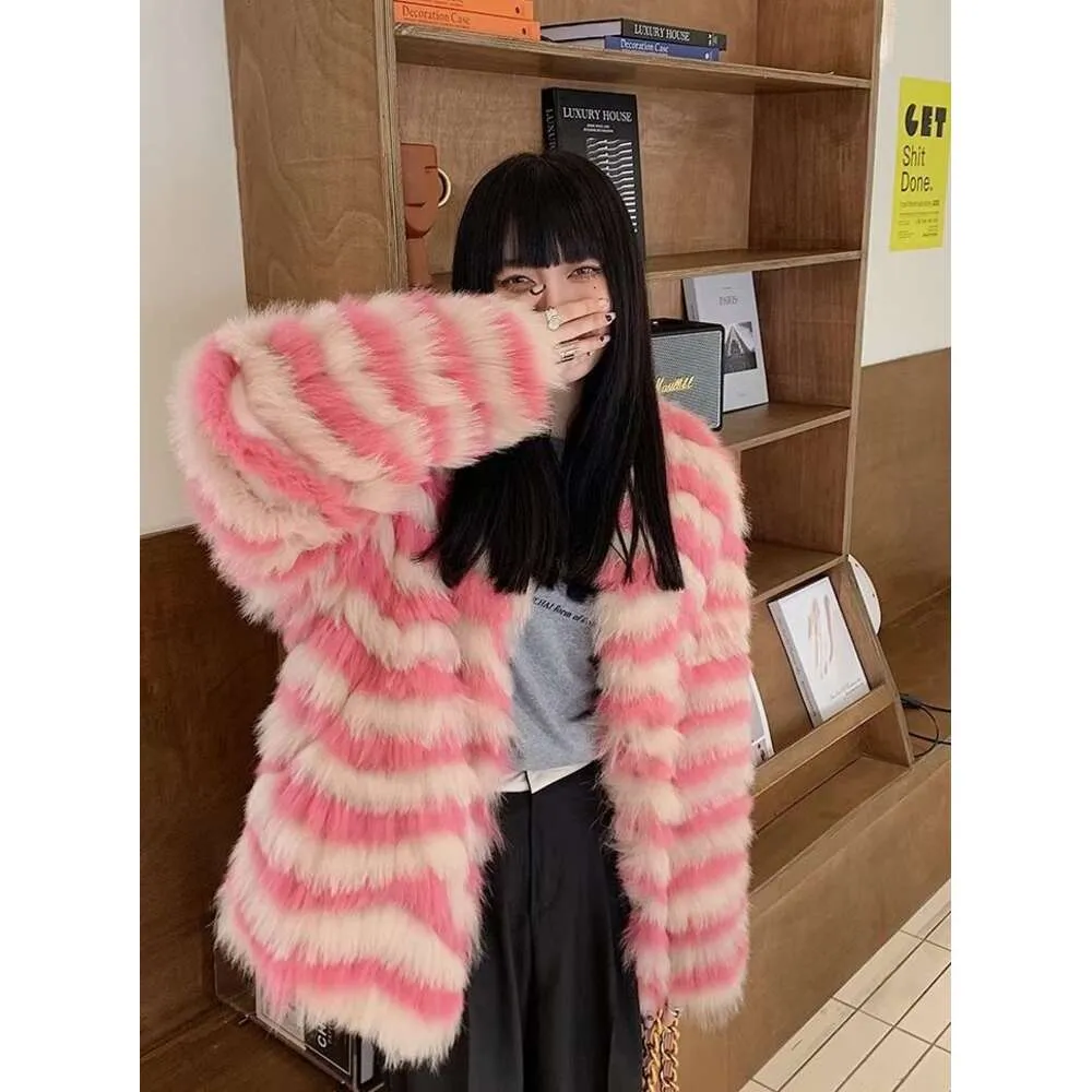 Wuhuang Haining's New Fox Hair Car Stripe Fur Coat For Women's Mid Length, By Layer Colored, Young Korean Edition Celebrity 692475