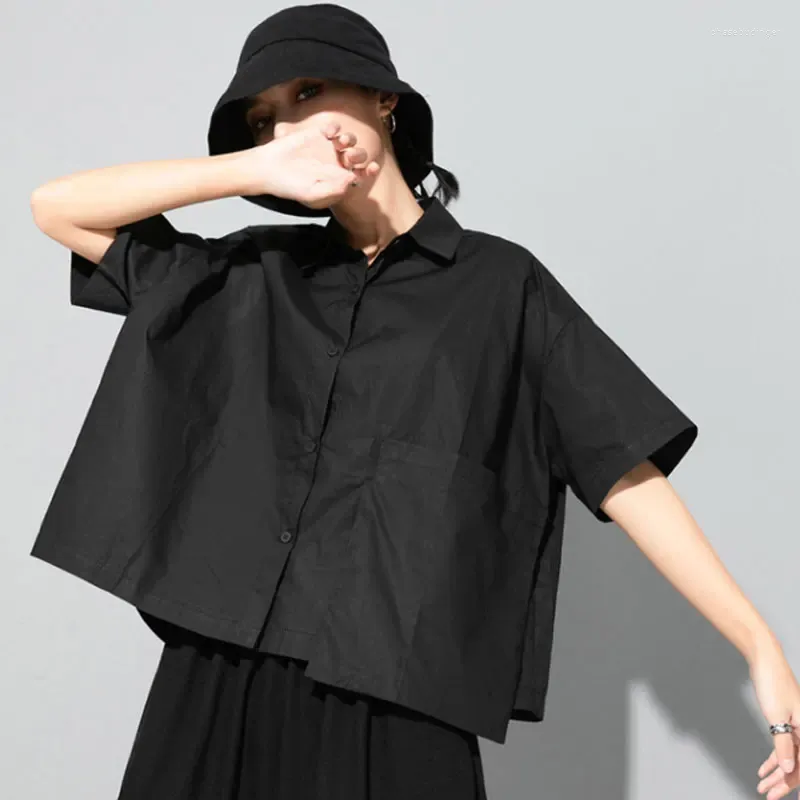 Camisetas femininas escuras com lapela simples, soltas, grandes, assimétricas, com bolso, manga curta