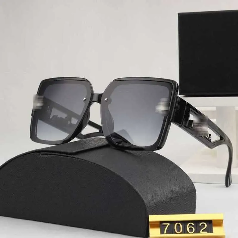 2024 Luxury de créateurs de luxe Des lunettes de soleil NOUVEAUX FORME PORTÉMENTAIR