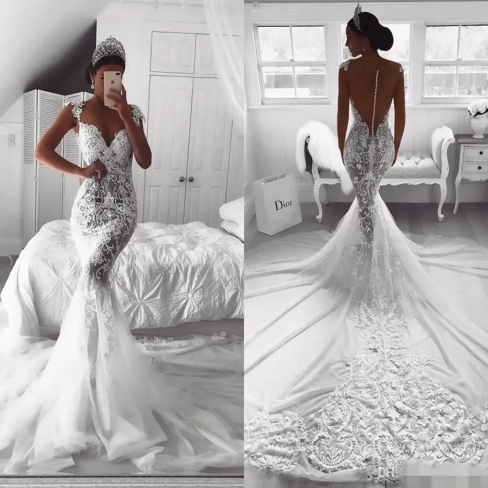 Abiti da sirena Eleganti pulsanti coperti di illusione posti a pizzo Applique Capel Train abito da sposa su misura Vestido de novi YD