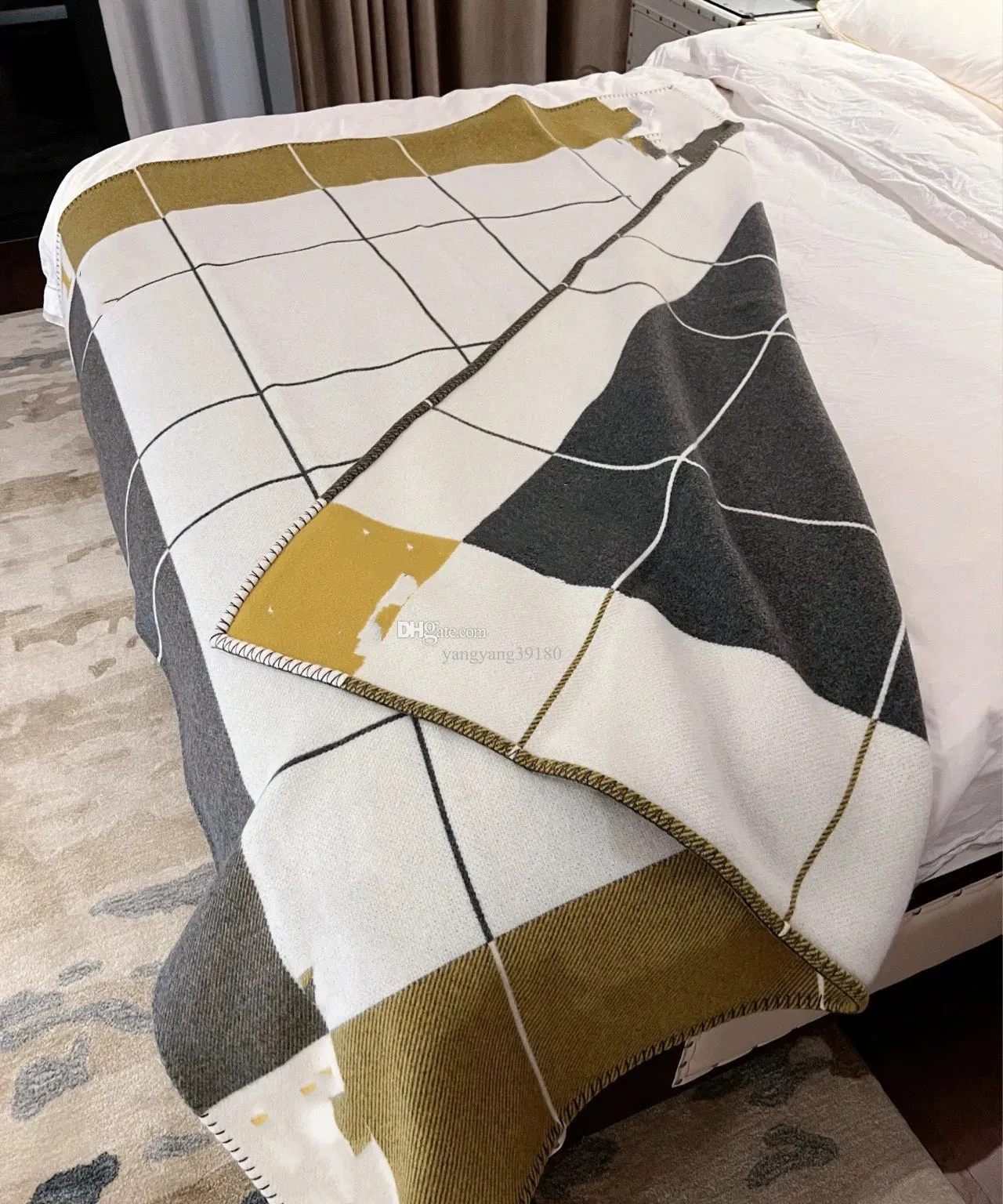 Couverture jaune H de styliste et coussin/oreiller décoratif, 135 à 170CM, oreiller décoratif pour salon, canapé, maison, cheval de luxe