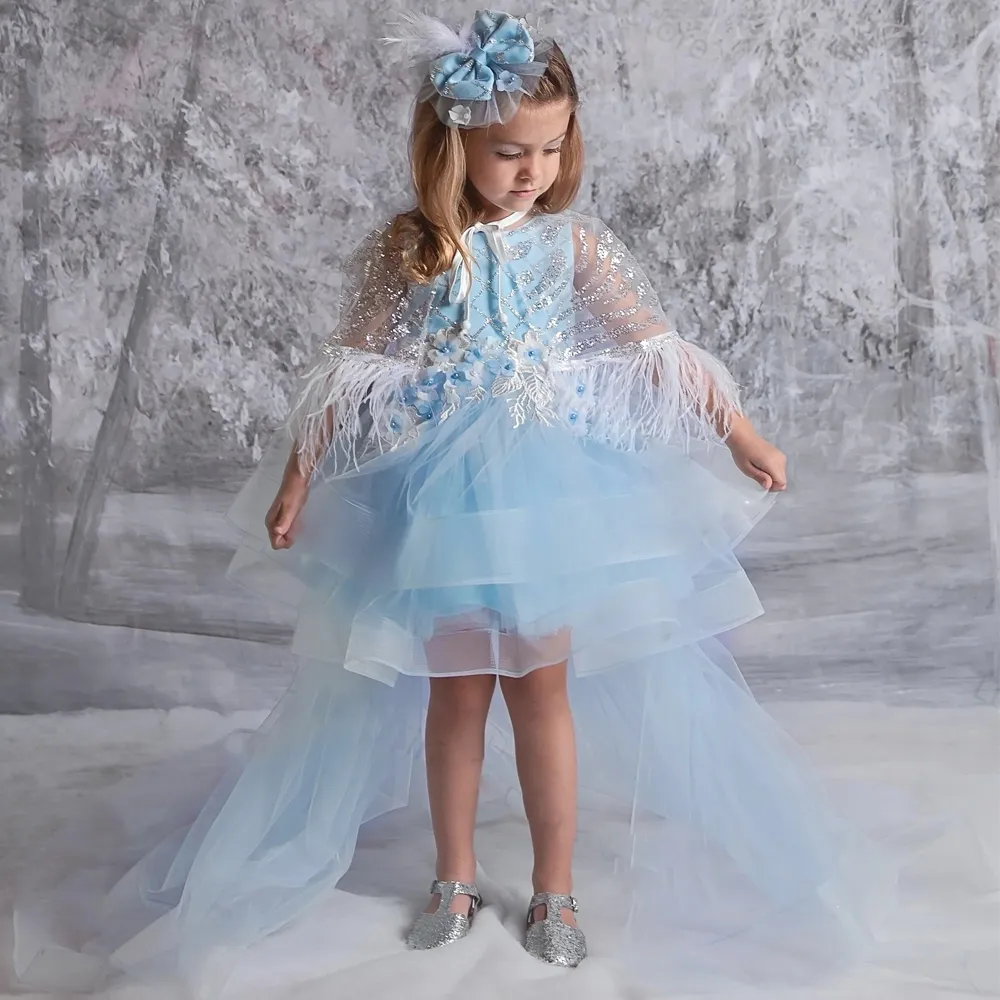 Bleu ciel haut bas fleur filles robes avec cape bijou cou volants niveau enfants vêtements de cérémonie V dos devant court dos longue robe de fête d'anniversaire enfant