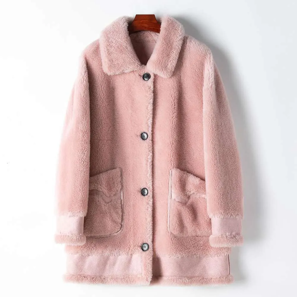 Liten mängd kläder 2024 Spring och Autumn Mid Length Grain Sheep Fleece Haining Women's New True Fur Coat 668767