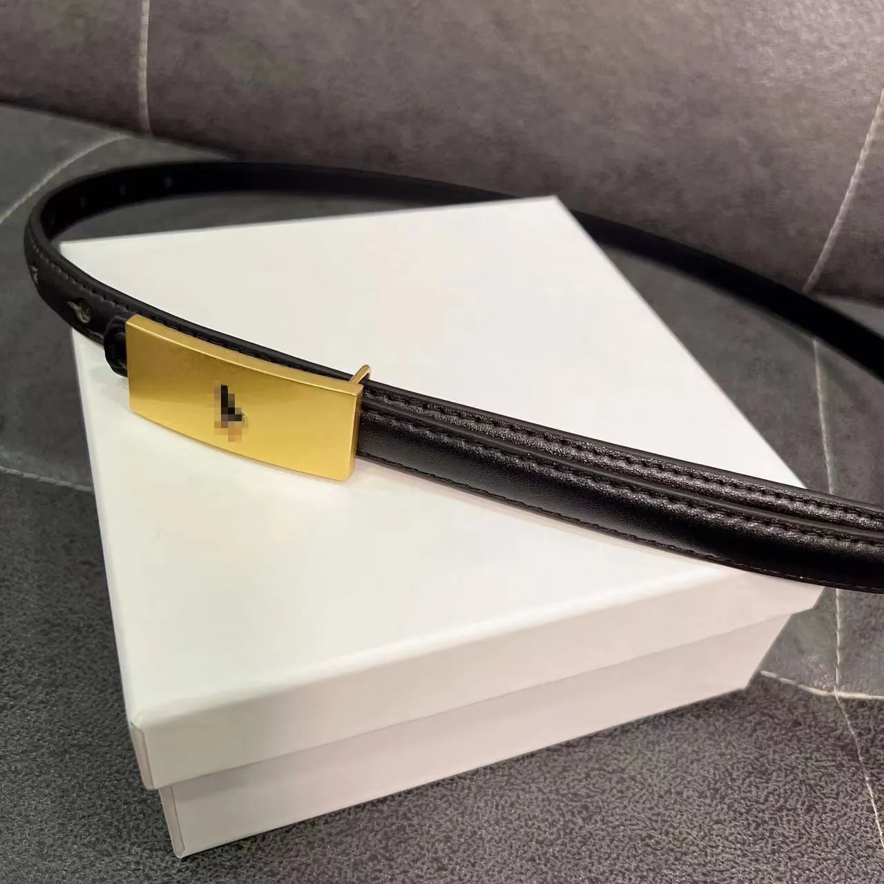 Women 27s Fashion Leather Belt Narrow 1.3 cm Wide with Golden  display picture 1