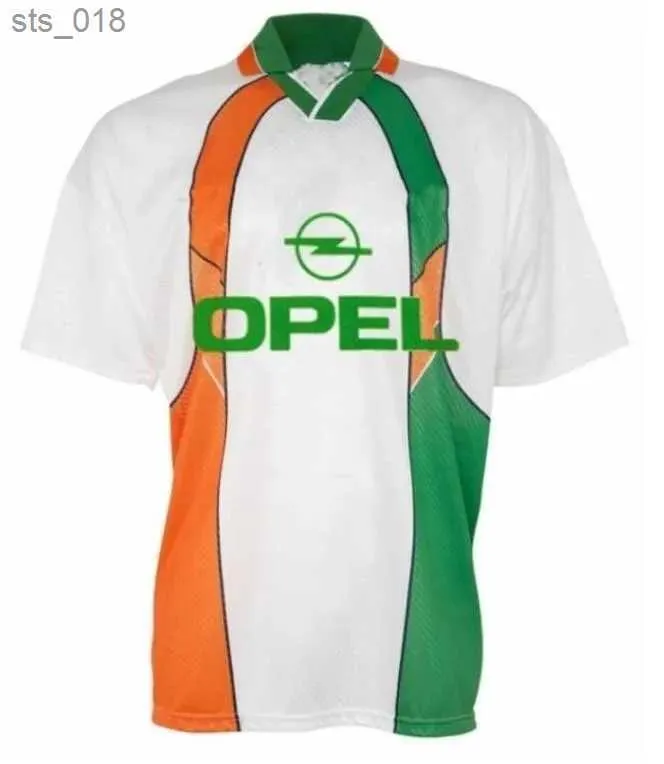 Fans toppar fotbollströjor Irland Retro Soccer Jersey Home Classic Vintage Irish Keane Football Shirth240309