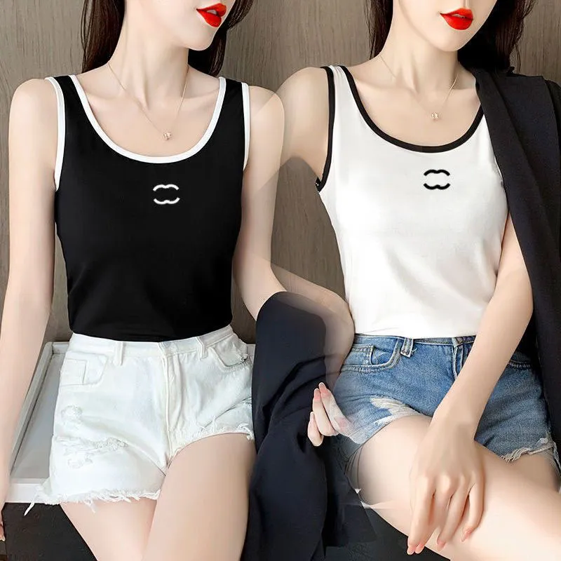 Kvinnors designer topp sommar stickad t-shirt väst kort topp sexig suspender väst casual ärmlös rygglös toppskjorta fast färgväst