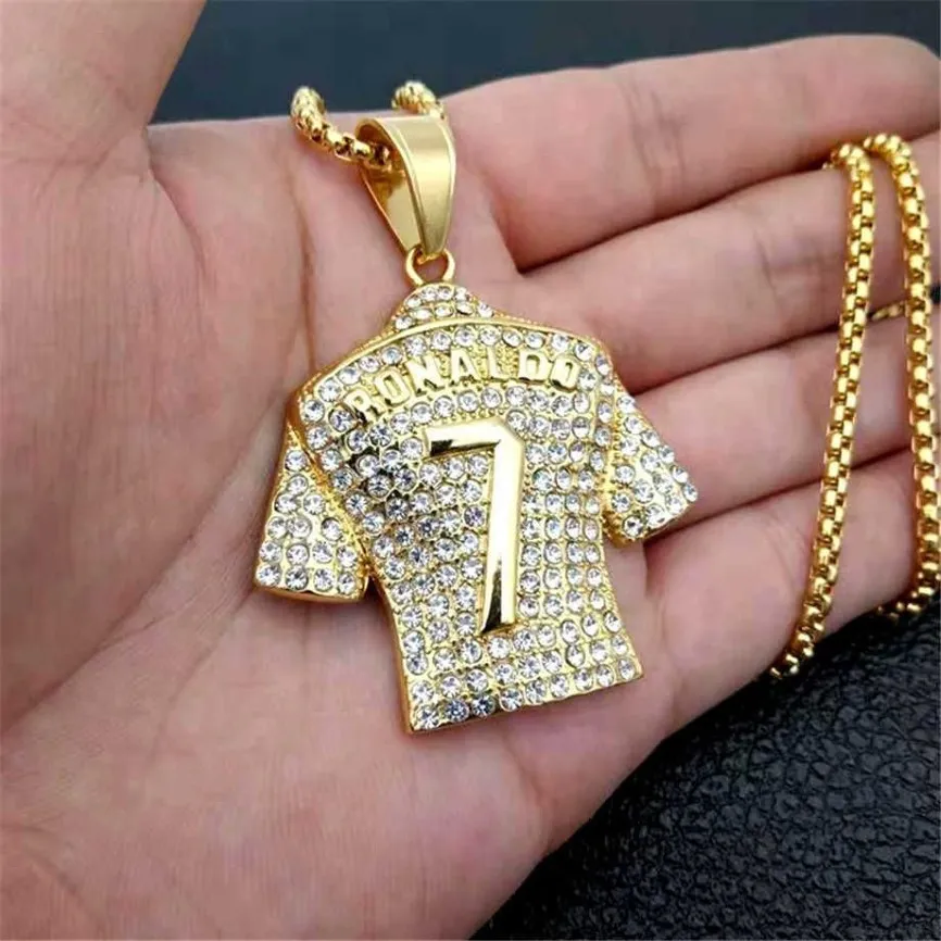 Collier pour hommes Football 7 pendentif avec chaîne en acier inoxydable et collier de strass brillants glacés bijoux de sport Hip Hop X0707279P