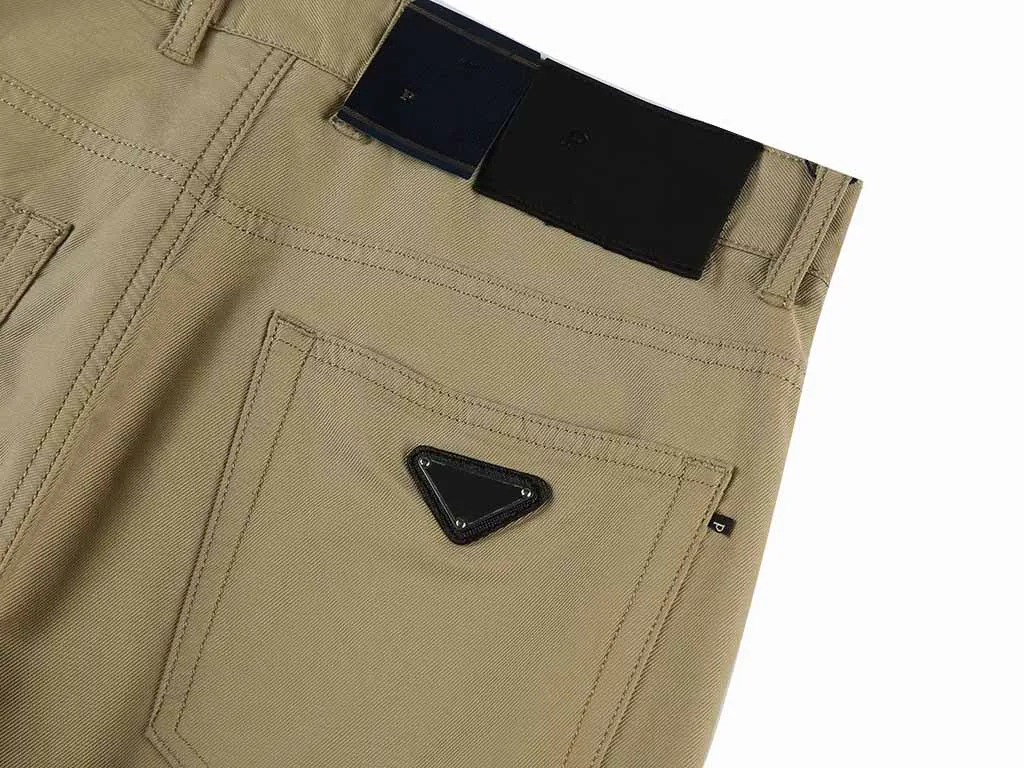 PAA Designer di lusso 2024 Primavera estate Pantaloni eleganti da uomo Pantaloni da lavoro kaki Pantaloni casual Pantaloni casual a gamba dritta di marca di moda Contatore 1: 1 all'ingrosso