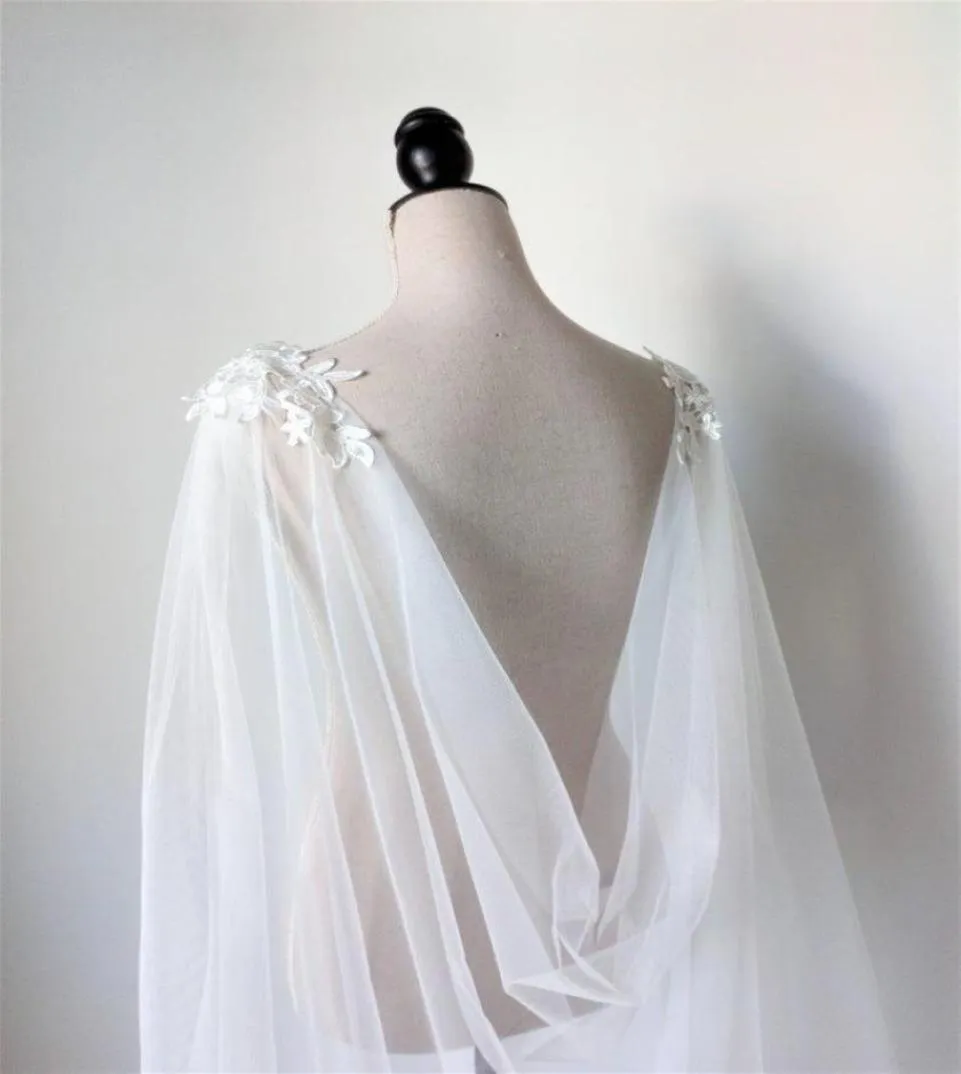 Wraps vestes ivoire Tulle Cape de mariage Cape voile Viking païen Alternative Cape dentelle Cloak8457935