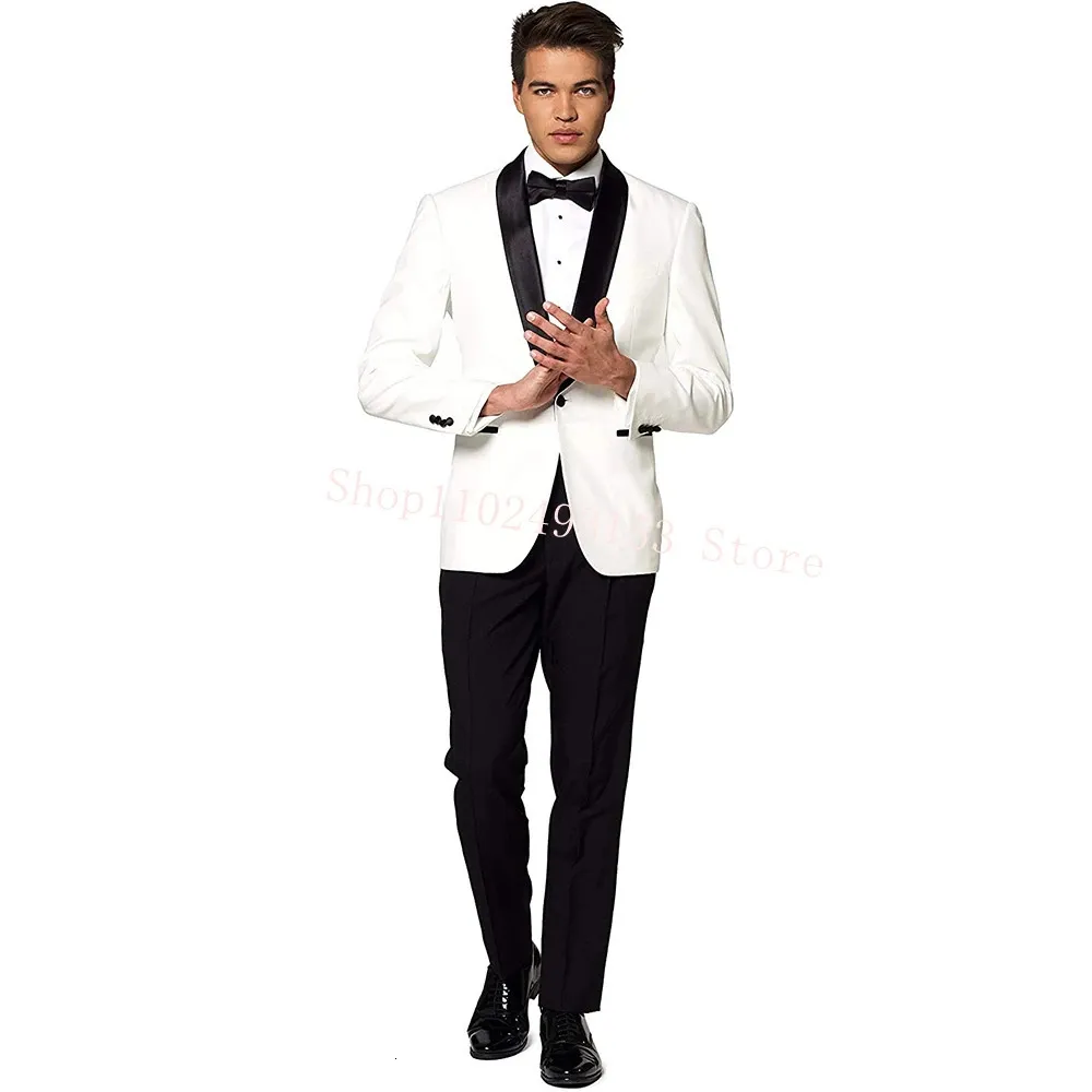 2023 Witte Mannelijke Pakken Voor Bruiloft 2 Stuks Sjaal Revers Slim Fit Formele Bruidegom Dragen Met Broek Jas En Vlinderdas kostuum Homme 240307