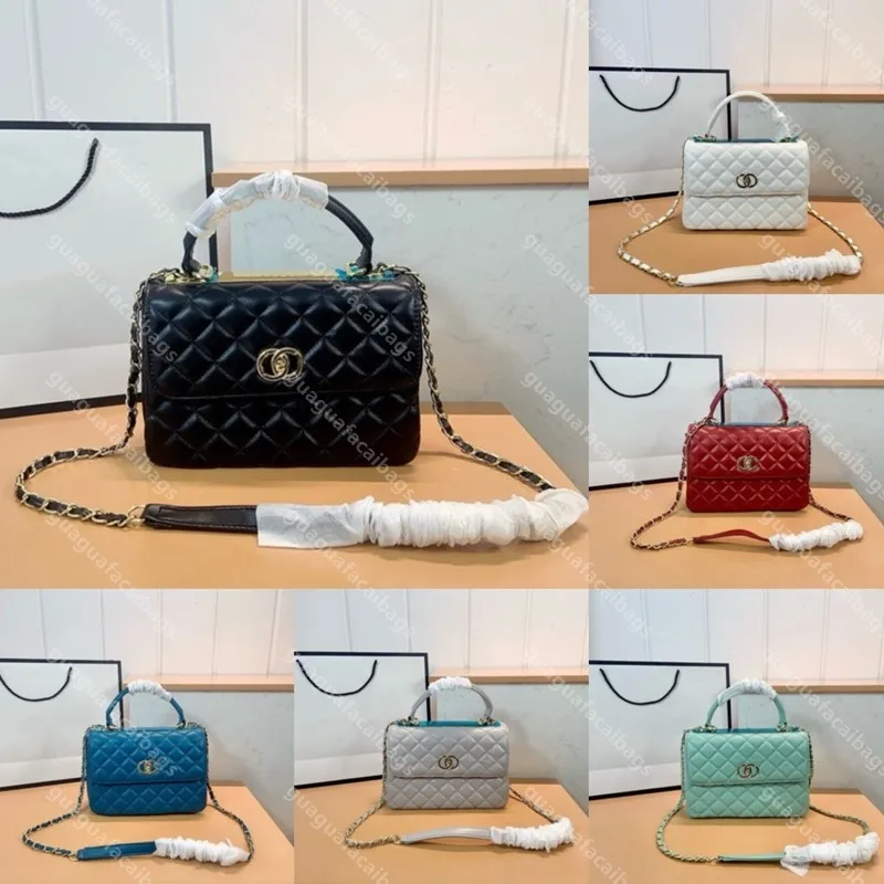 Designväska kvinnor axelväska handväska trendig cc plånbok på tygväskor crossbody baggs multi-kapacitet stor funktion avgörande för sommar fårskinn diamantmönster