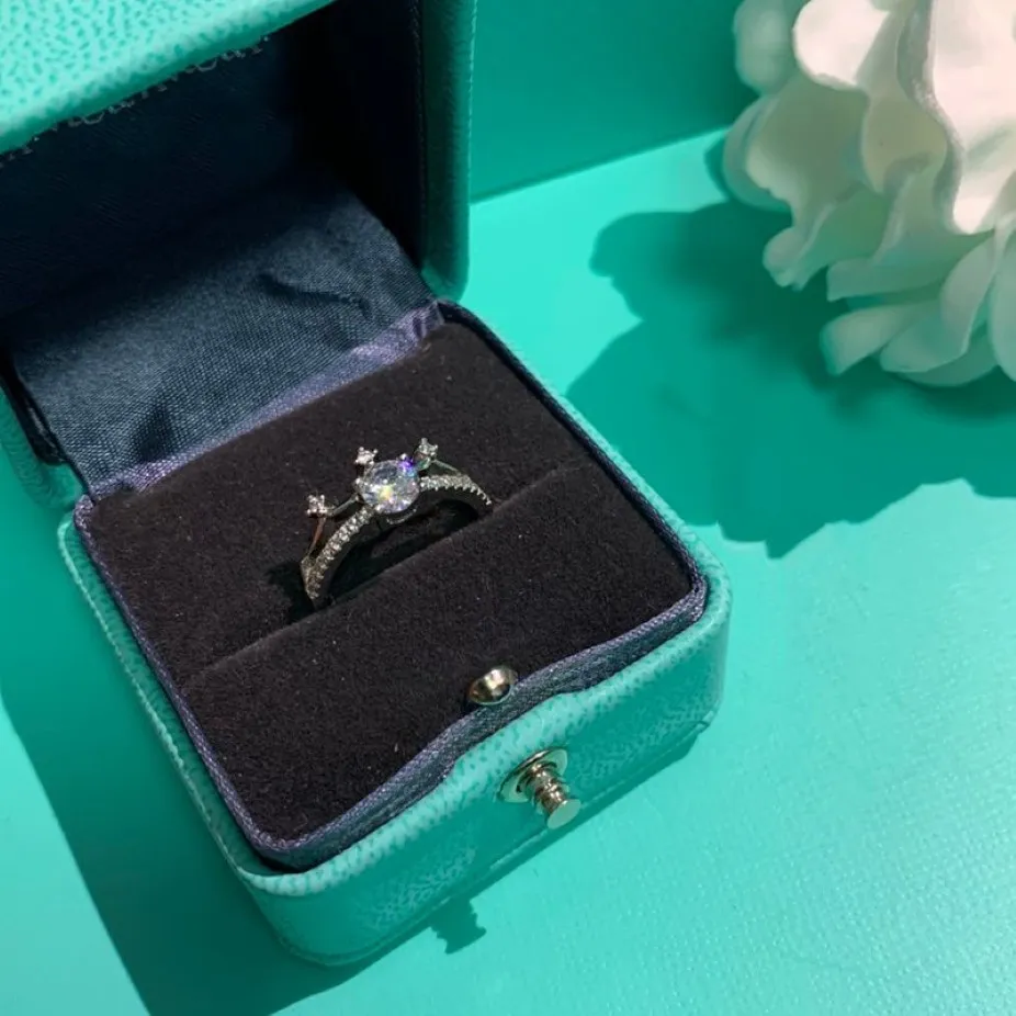 Designer ringer lyxiga kvinnor ringar diamantdesign smycken äktenskap förslag jul valentin dag temperament mångsidigt mode w248i