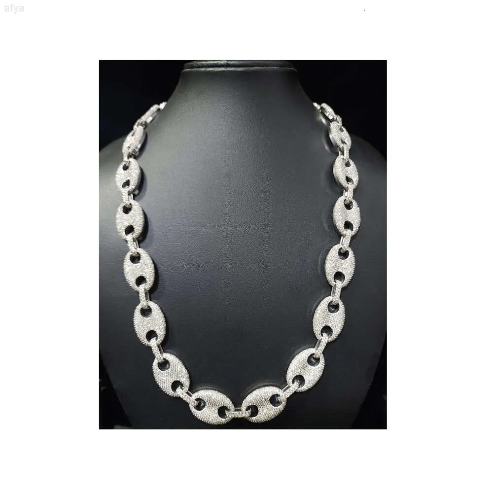 Hot Selling Top Quality 18mm 925 Sterling Silver Studded Mens Cubain Chain tillgänglig till grossistpriset från indisk exportör