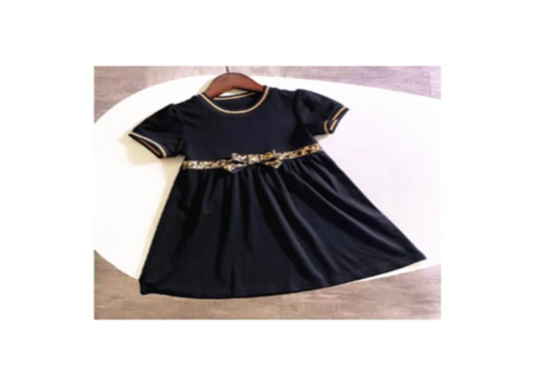 새로운 2021 여름 패션 어린이 옷 소녀 드레스 스티칭 브랜드 편지 스타일 짧은 슬리브 여자 아기 공주 드레스 2521680