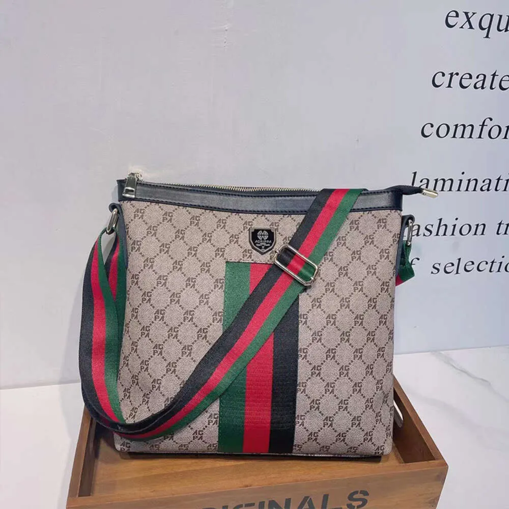 Les sacs de luxe en magasin sont vendus à bas prix Chaopai sac Pvc lettre impression mode épaule polyvalent banlieue grande capacité