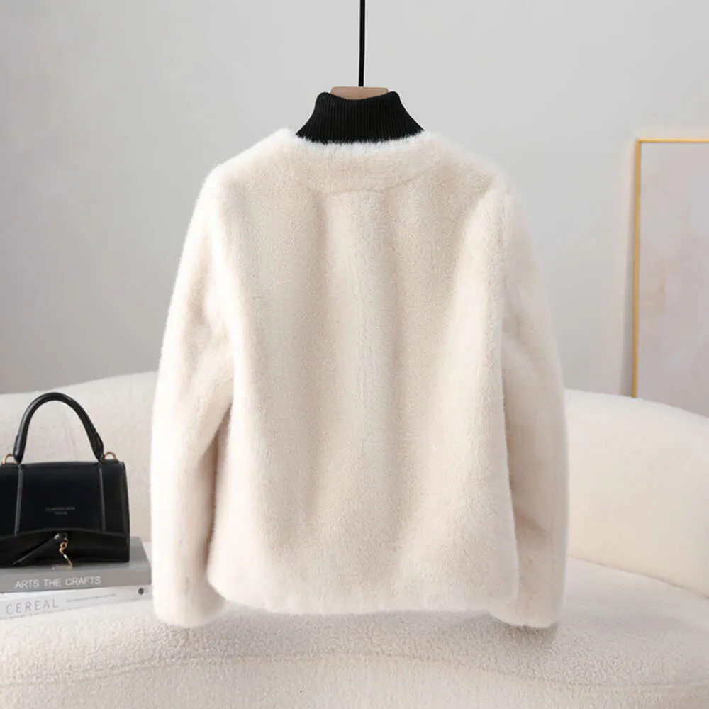 2023 شتاء New Xiaoxiangfeng Golden Fleece Imitation Mink Hair Progintal Protectal Fur Short Fur Coat Coat 199358