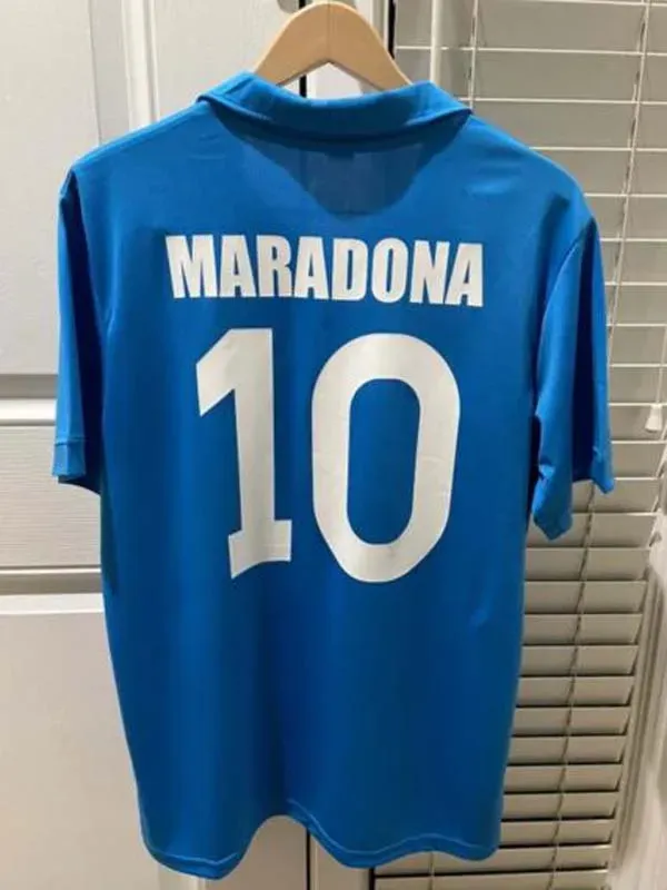 ウェア Napori No.10 MARADONA 87-88 ウェア Napori No.10 MARADONA 87-88 NWT Napoli 87/88 Away