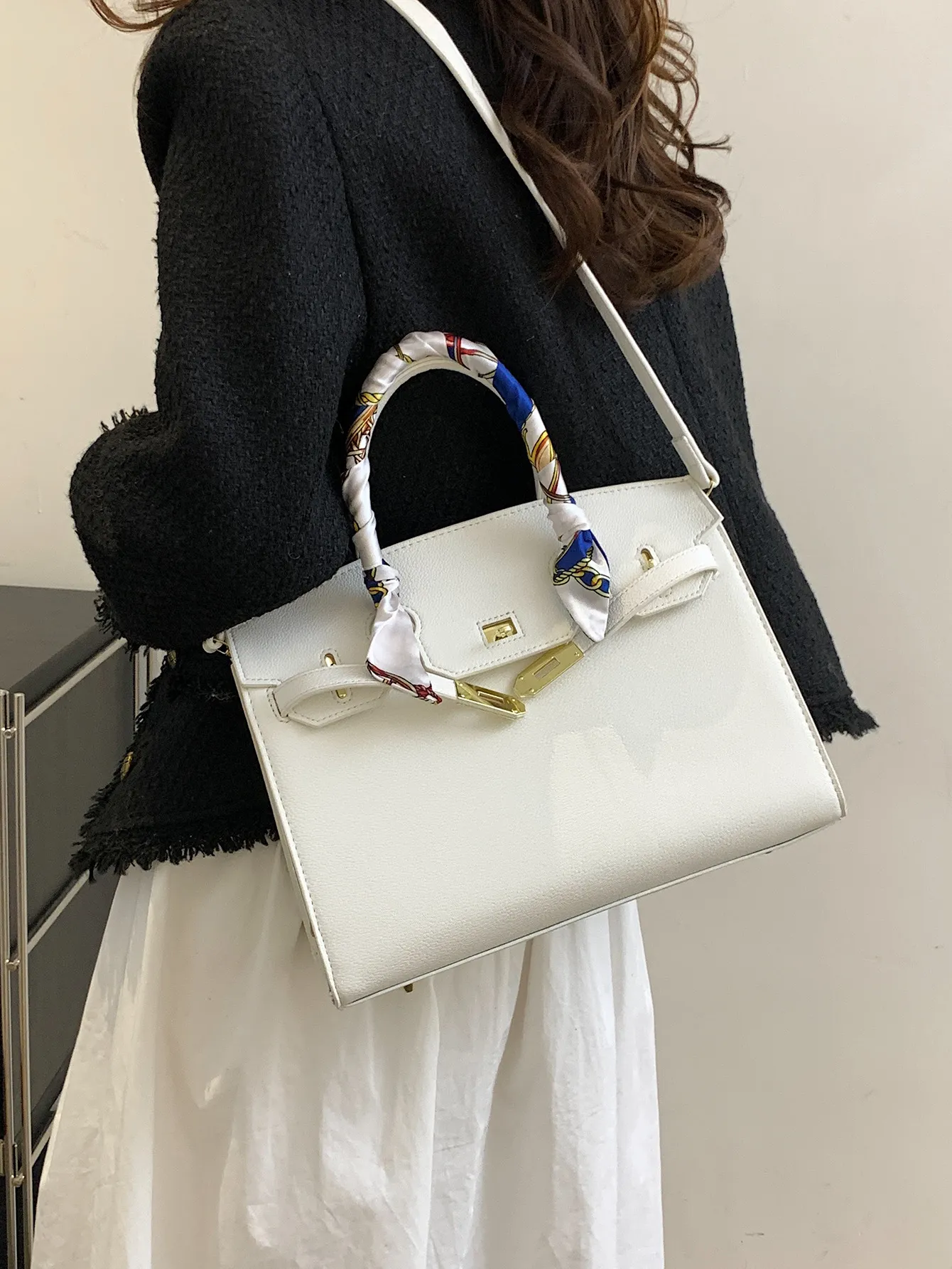 Totes de moda Bolsa de asas Mujeres Diseñador Bolsa de cuero Lujos Bolso Forma Patrón Diseñadores Diseñadores Crossbody Shopper Bolsas Moda Viaje Monedero Venta al por mayor