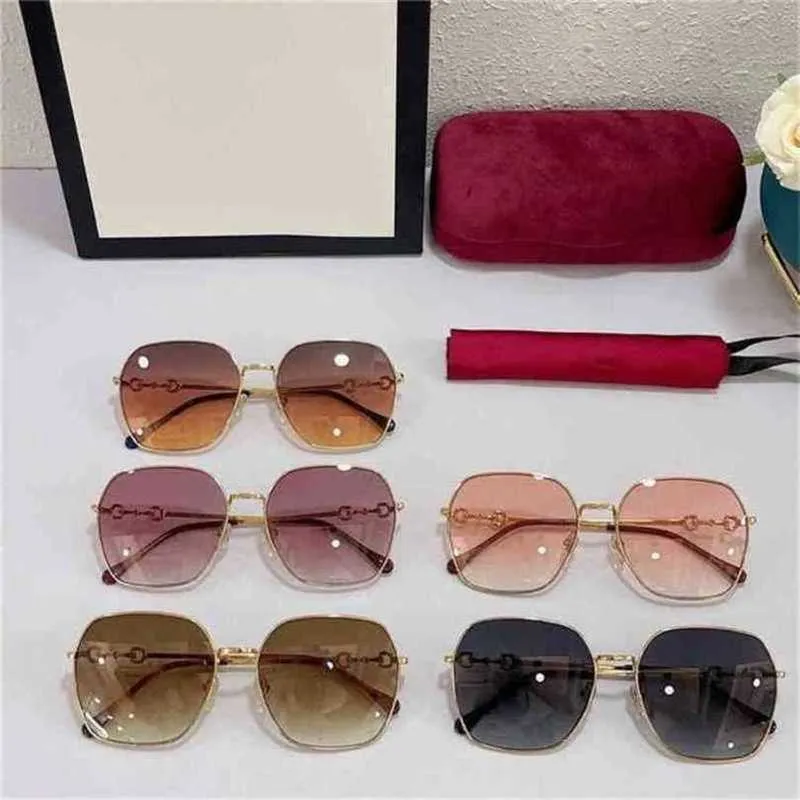 2024 Designer de luxe au large de Luxury Designer New Men's and Women's Sunglasses Off Version Family Trend Ni Ni Même boucle de rang personnalisée GG0882KAJIA