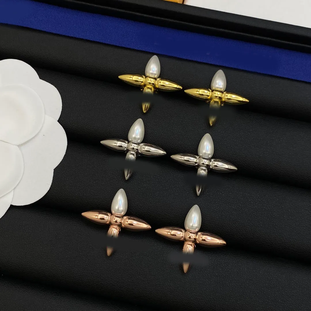 Lüks İnci Altın Gümüş Kaplama Kulak Çabı Küpe Marka Tasarımcısı Paslanmaz Çelik Kadın Mücevher Aksesuarları Hediye Box Yüksek Kalitesi ile Toptan Satış