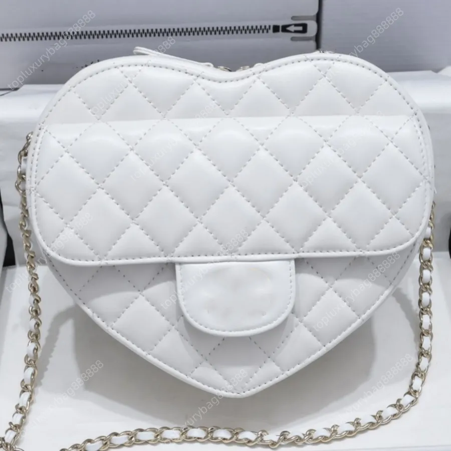 10A designer bag mini crossbody bag shoulder bag chain bag 18CM Sheepskin heart-shaped bag Zipper luxury handbag Fashion Black White bags for women Gift box packaging