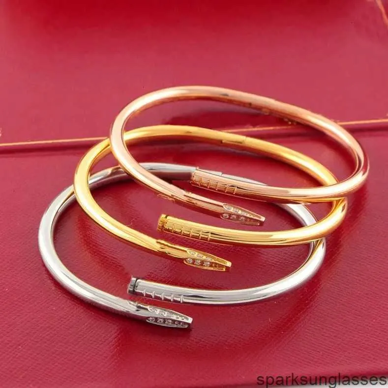 Love Gold Bracelet nail bracelet Designer Bangles for Women Mens Stainless Steel Alloy Armband Pulsera Pulseras Plated Gold Silver Rose Jewelry Diamond Bracelets