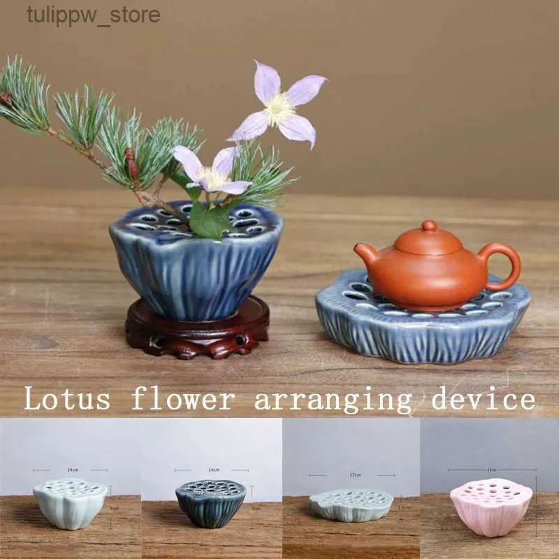 Vasi Stile giapponese Porta Ikebana Ceramica Forma di loto Ikebana Disposizione dei fiori Vaso Tavolo da tè Zen Kenzan Fiore Arte Strumento fisso L240309