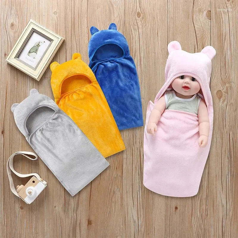Cobertores outono bebê sacos de dormir flanela cor sólida hoodie nascido carrinho infantil swaddling cobertor confortável