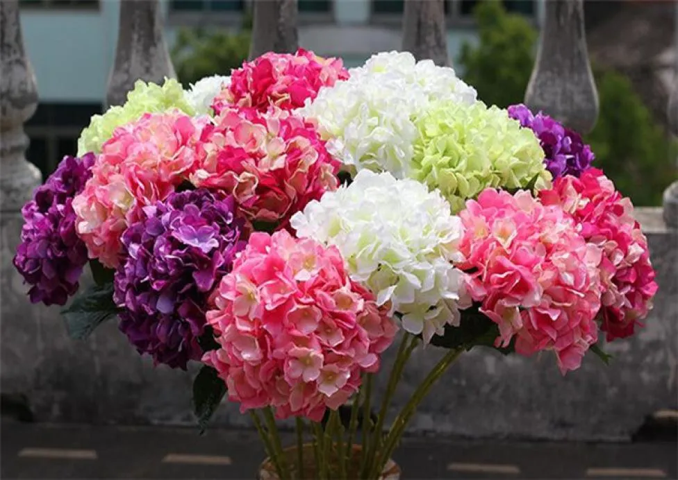 European Pastoral Style White Artificial Silk Flower Fabric Hydrangea Bouquet For Wedding Party Decorations 5 Color New Arrival3376135