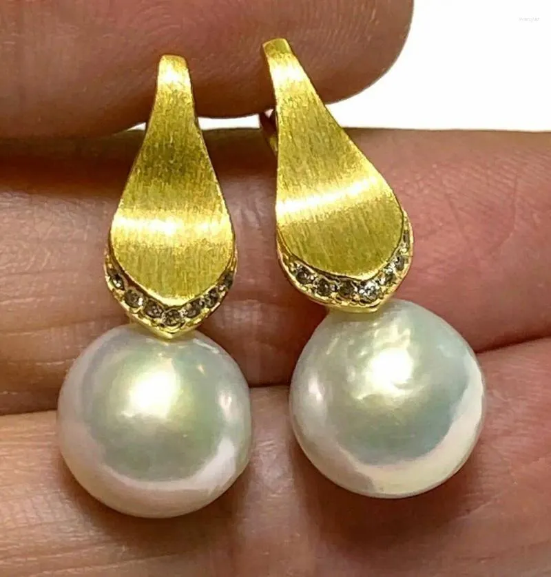 Kolczyki Dangle Unikalne ogromne 10-11 mm naturalne okrągłe okrągłe okrągłe perłowe klips