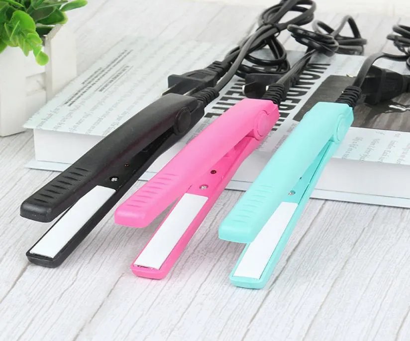 Mini Portable Electric Splint Flat Iron Plastic Hair Curler Strahtener Hair Perming Hairs Styling Appliance Hair Crimper DH13986589224