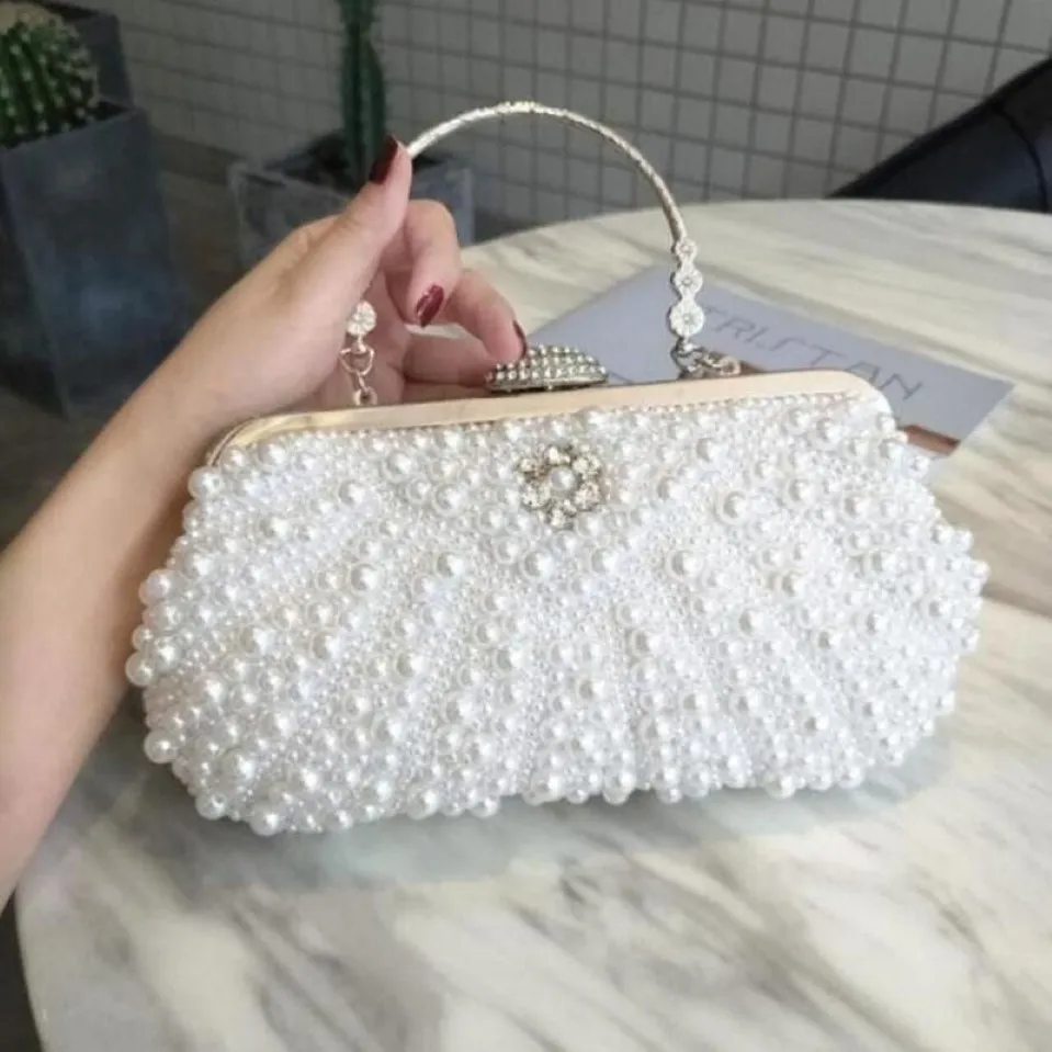 Kvällspåsar Eleganta diamanter Pearl Lady White Shell Clutch Purse Luxury Wedding Party Chain Shoulder Bag middag handväska ftb334312g