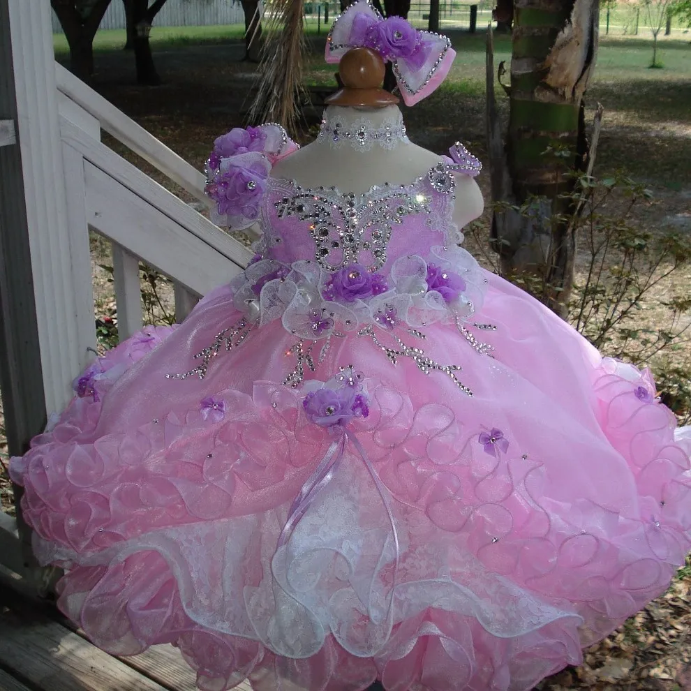 2019 robes de concours de fille de robe de bal magnifique pour les filles perlées enfant en bas âge dos organza volants coupe gâteau fleur filles robes 311n