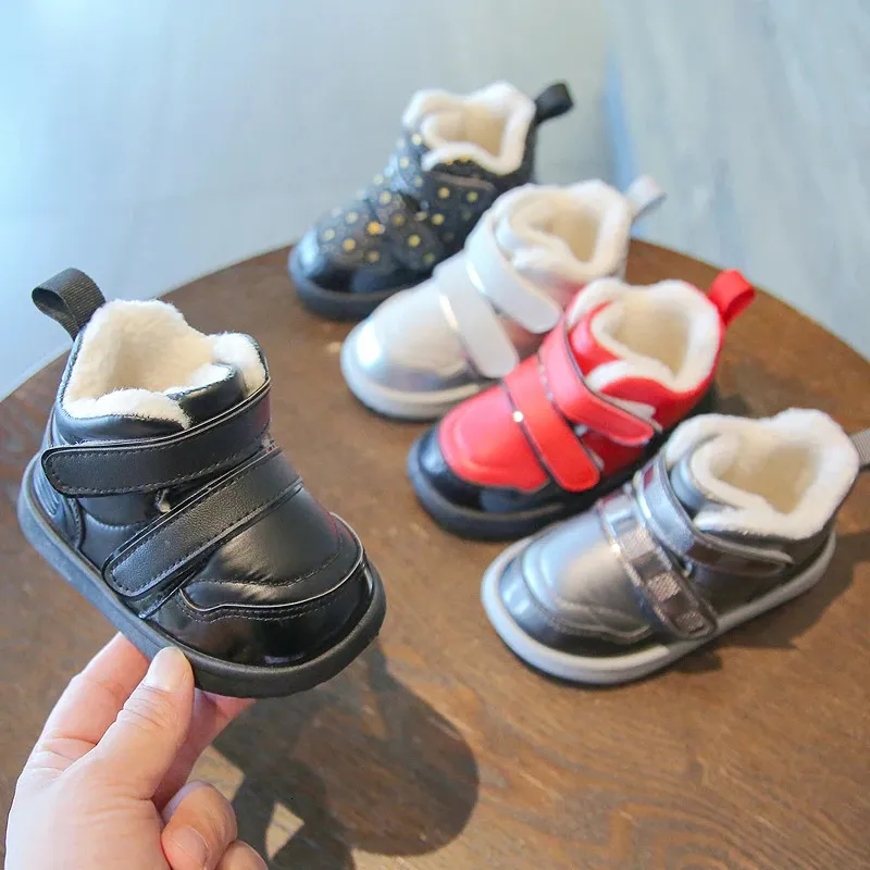 Hiver bébé filles garçons bottes de neige infantile enfant en bas âge chaussures chaudes en peluche enfants en plein air bottines semelle souple anti-dérapant enfants chaussures 240220