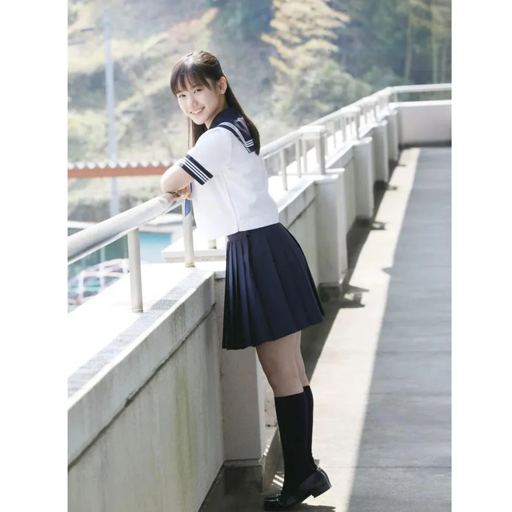 Japanse High School Girl Uniformen Set Taille ALine Geplooide Rokken en Shirt Kleding JK Sailor Uniform Cosplay Vrouw 240301