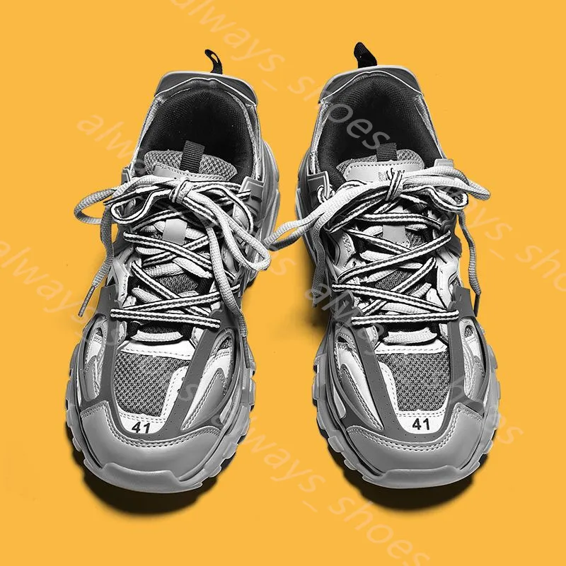 Designer Track 3.0 Scarpe Triple Platform Trainer Sneakers Uomo Donna Sneaker in pelle Bianco Nero Verde Blu Nylon stampato Scarpe con plateau 35-46 L13