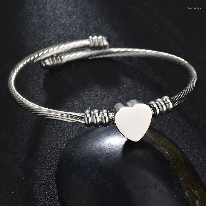 Bracelet en acier inoxydable pour femmes, breloque en forme de cœur réglable, à la mode, en titane tricolore, ouvert, bijoux