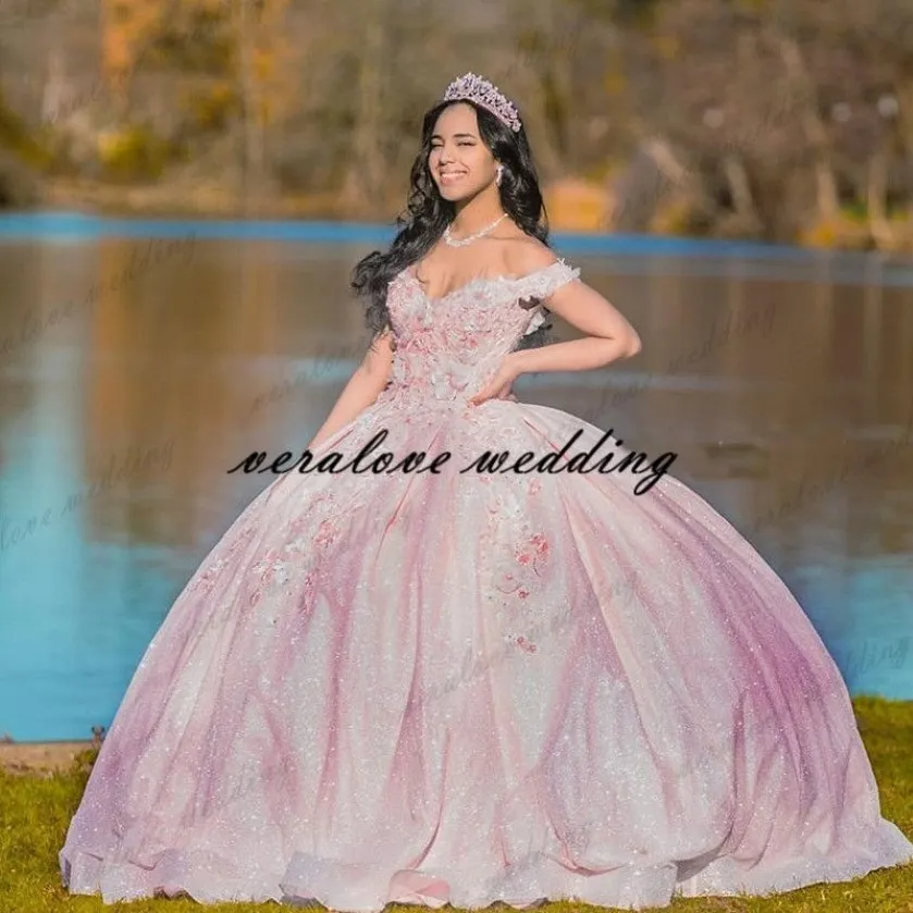 Roze Quinceanera Jurken Baljurk Off Schouder 3D Rose Bloemen Vestidos Para XV A os Gezwollen Rok Sweet 16 Prom dress226C