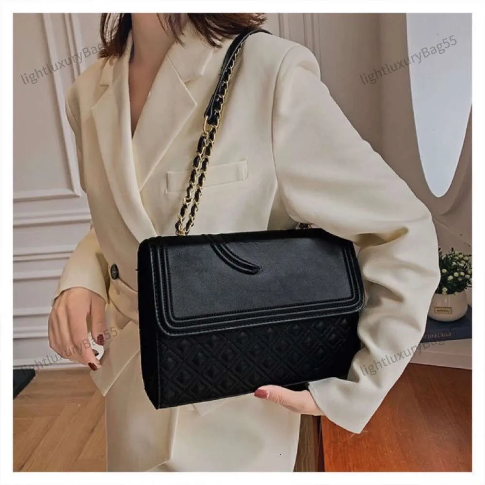 Bolso de diseñador 10a de alta calidad marcas Tory Tory Fashion Mujeres Bolsos de diseño Bolsas Venetas Venetas Mini Jodies Pequeños Colores de diseño para mujer 240224