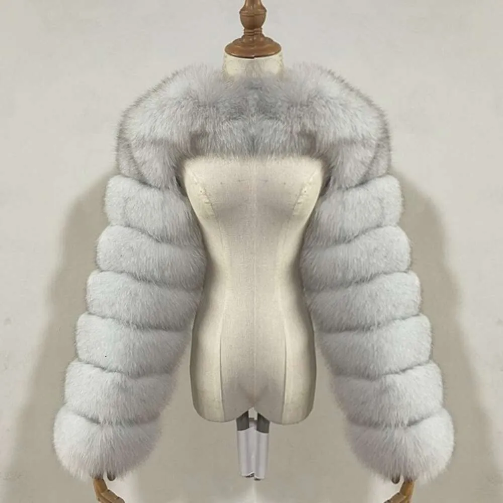 Haining Autumn and Winter New Artificial Fox Ultra Short Imitation Fur Coat för kvinnor 618138