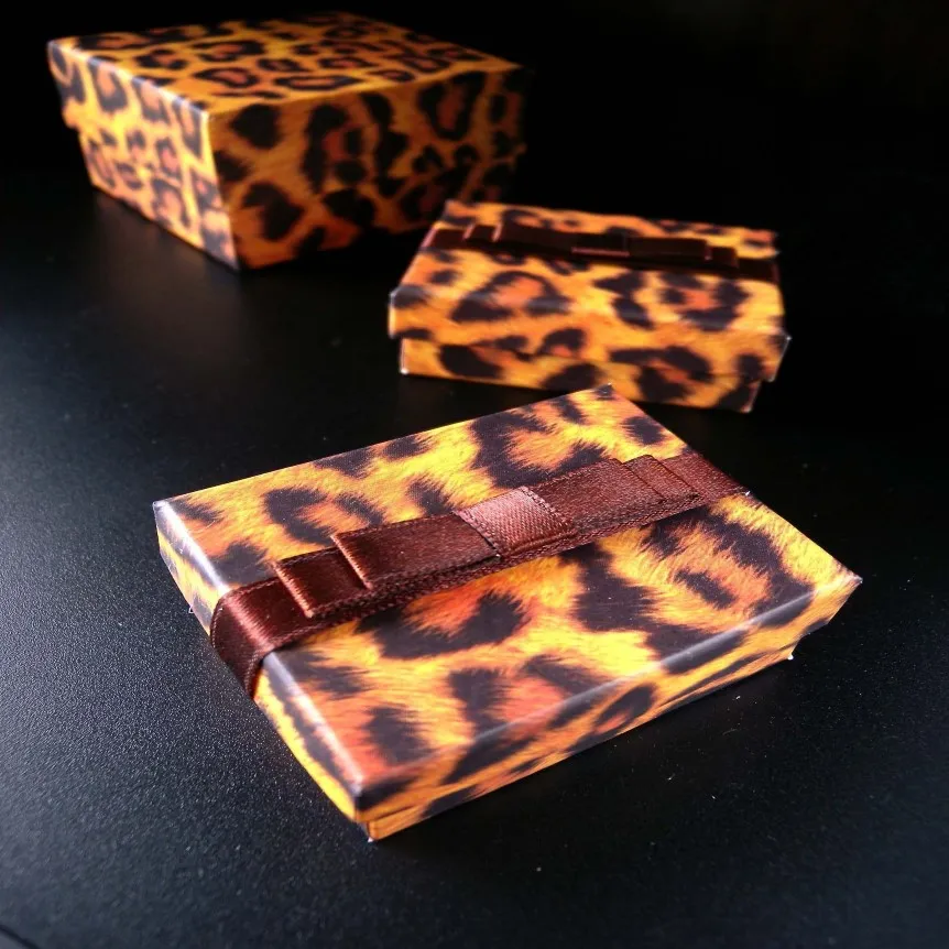 simple seven lovers ring box leopard printing pedant box fashion necklace package special jewelry case trend earring studs box rib265j