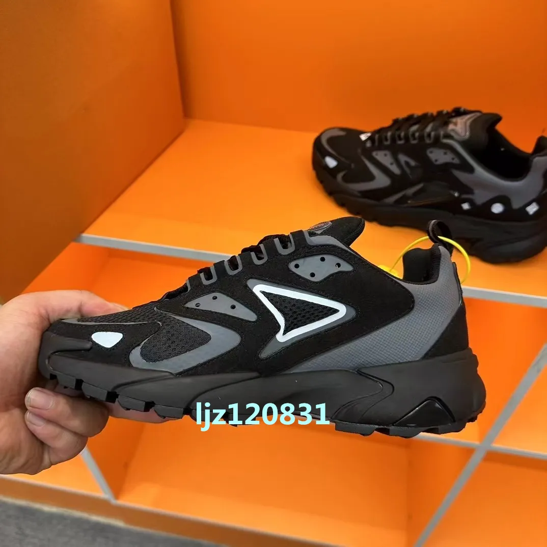 2024SS Chaussures de sport pour hommes, semelle épaisse, couche d'orteil en pain, maille en cuir de vache, chaussures respirantes, semelle en caoutchouc, chaussures confortables pour hommes, chaussures pour enfants, chaussures de course pour hommes 39-44