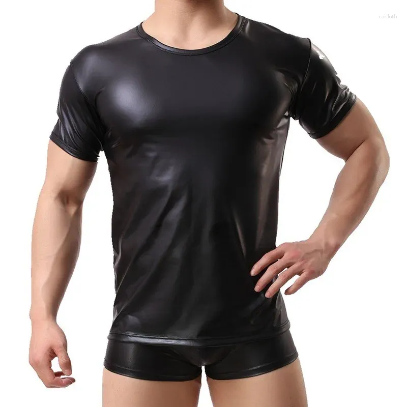 T-shirt da uomo T-shirt da uomo Canotte in pelle PU Manica corta Fitness Allenamento Lattice Top Tee Gay Clubwear Gothic Streetwear Uomo