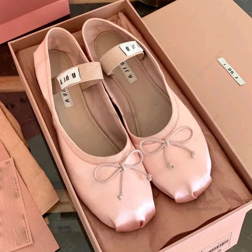 Балетки miui Shoes Paris Ballet Designer Профессиональная танцевальная обувь Атласные балетки мм Платформа с бантом Мелкий рот Одиночная обувь сандалии на плоской подошве женские Мокасины