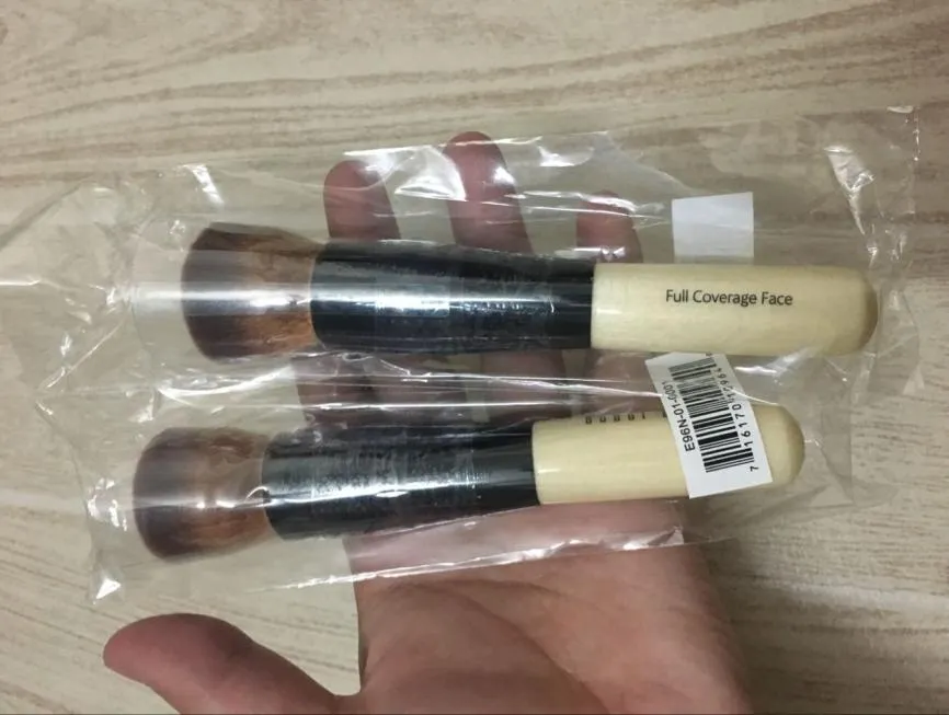 Wysokiej jakości pełne pokrycie pędzla do twarzy Bobi Make Up Brown Brushes Brand Foundation Blush Epacket6643132