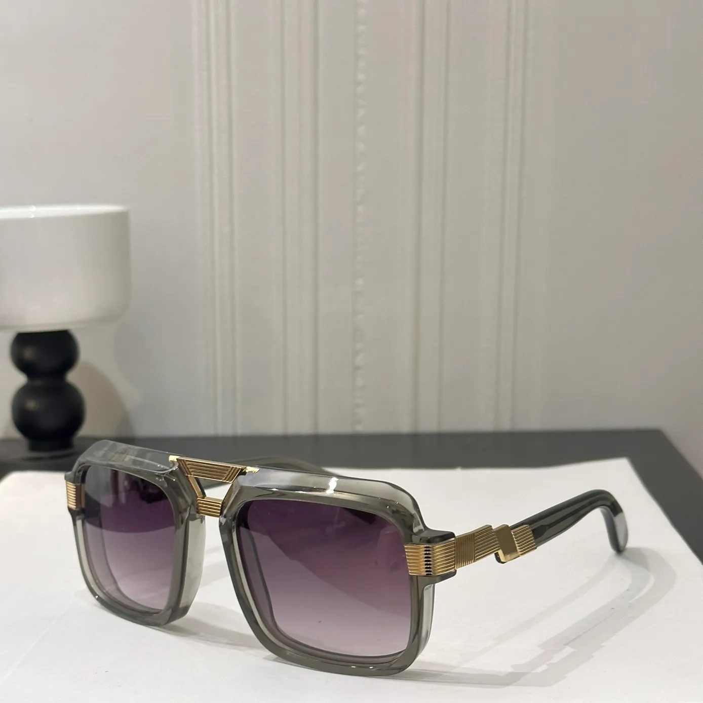 Square Frame Sunglasses with UV400 Protection, Chunky Shield Sunglasses Thick Frame Square Sunglasses for Women Men Chunky Rectangle  main image 2