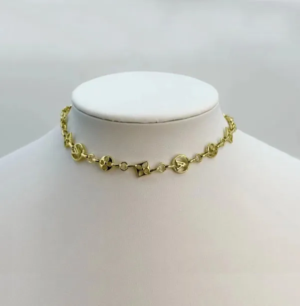 Designer Letter Chokers Naszyjniki dla kobiet w 18 -karatowym złotym luksusowym luksusowym naszyjnikiem