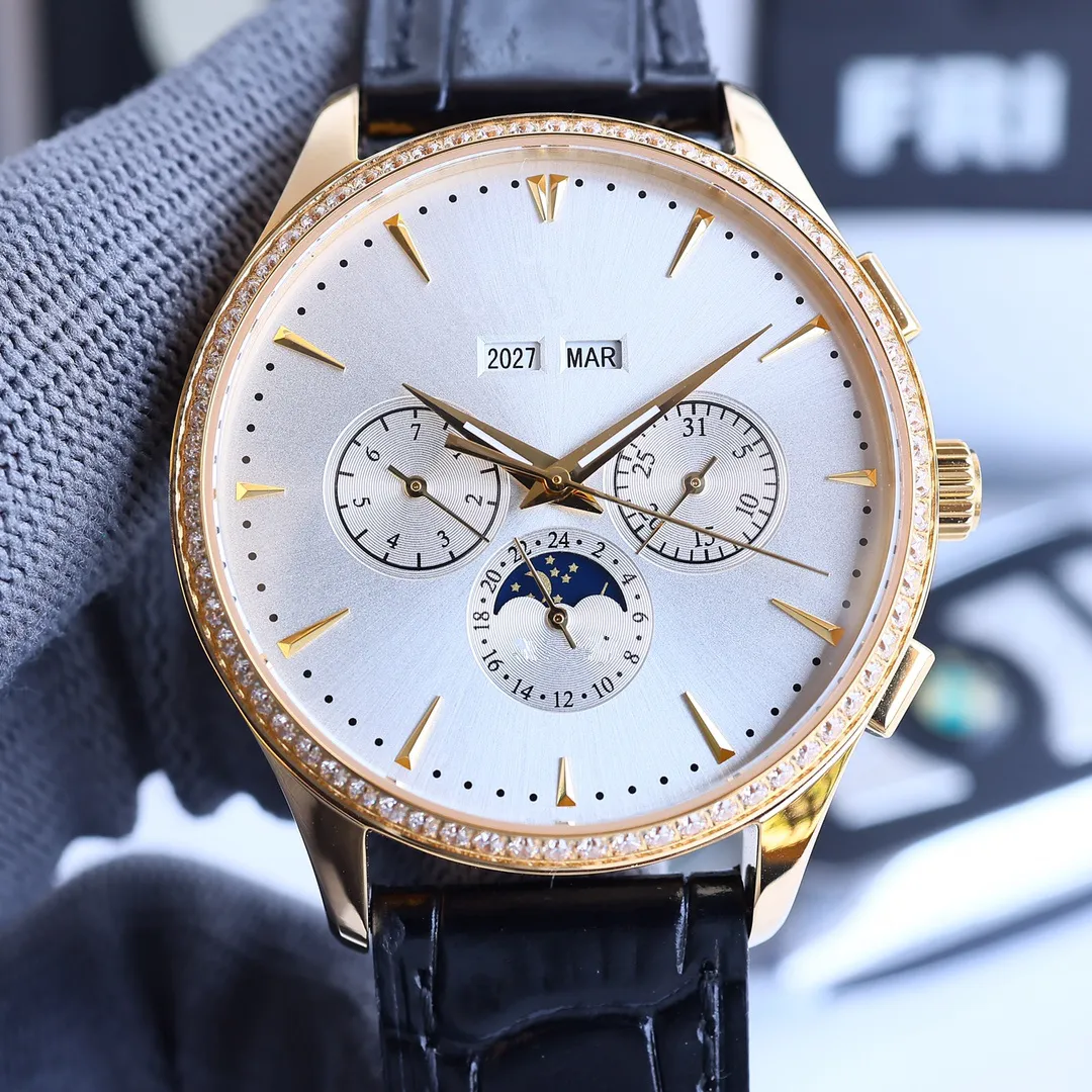 Calibre 9015 Mens Designer Watch: 40mm Diamond Dial, Sapphire 
