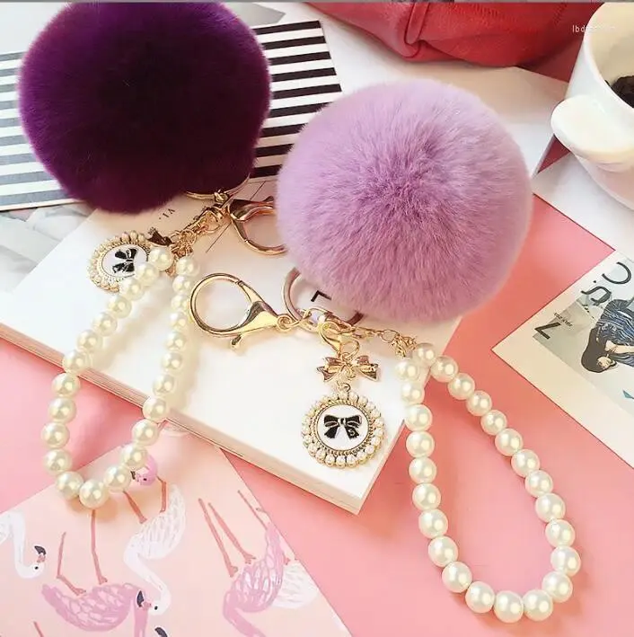 Keychains Furry Keychain Ball Faux Fur Porte Clef Pom-Pom de Fourrure Fluffy Bag Charms Keyring